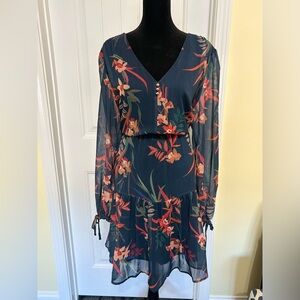 Standards & Practices Navy Floral V-Neck Dress w/Sheer Sleeves. Size L.